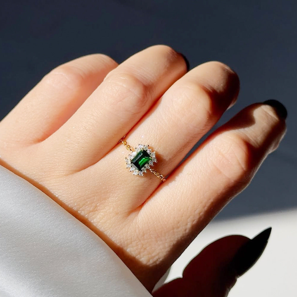 New Small Sugar Cube Copper Plated Chain Ring For Women Retractable Index Finger Ring Temperament Versatile Niche Cold Trend