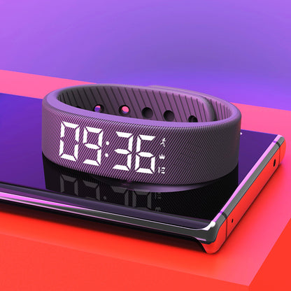 Smart Bracelet with Round Display