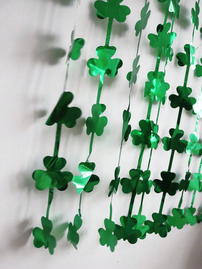 1Pc/2Pcs Clover Garland Backdrop Decorations, Suitable for St. Patrick'S Day Party Background Wall