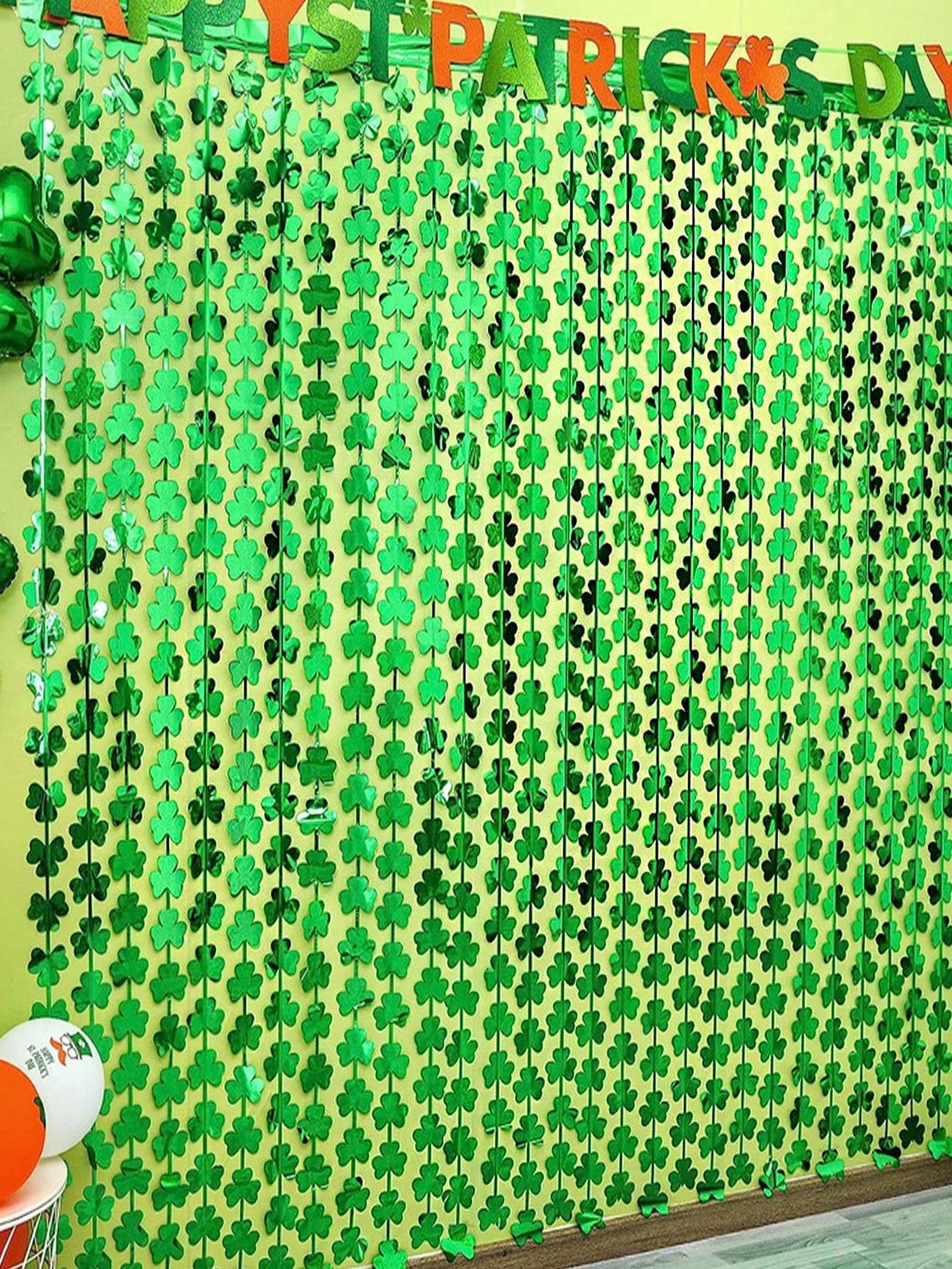 1Pc/2Pcs Clover Garland Backdrop Decorations, Suitable for St. Patrick'S Day Party Background Wall